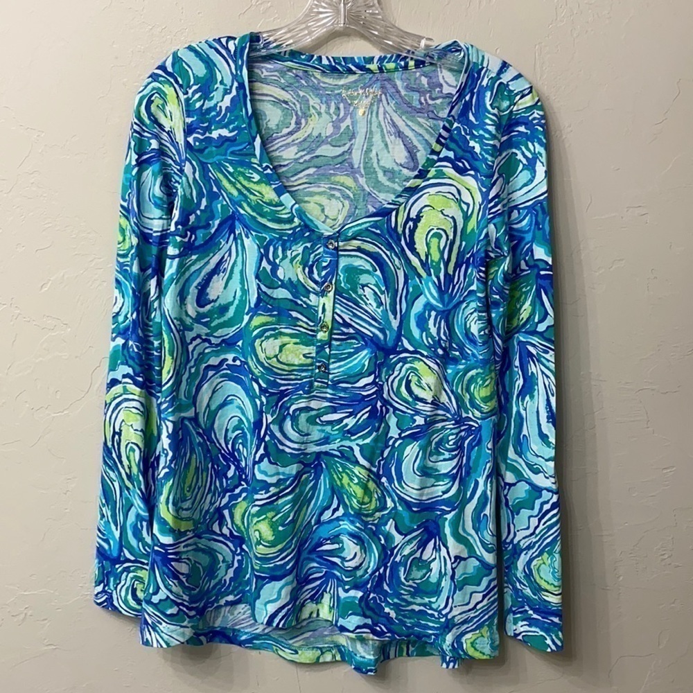 Lilly Pulitzer 100% Pima cotton button top size xs